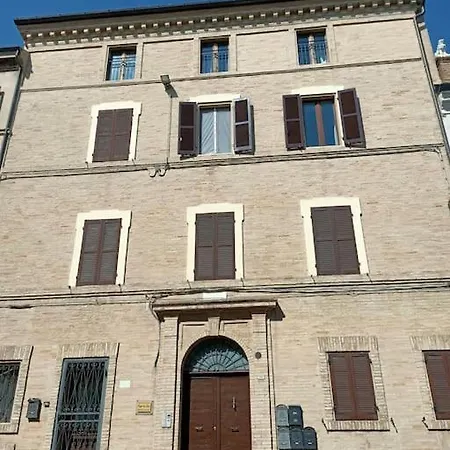 A Casa Di Marti * לורטו