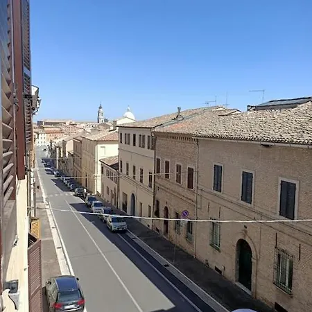 דירה A Casa Di Marti לורטו